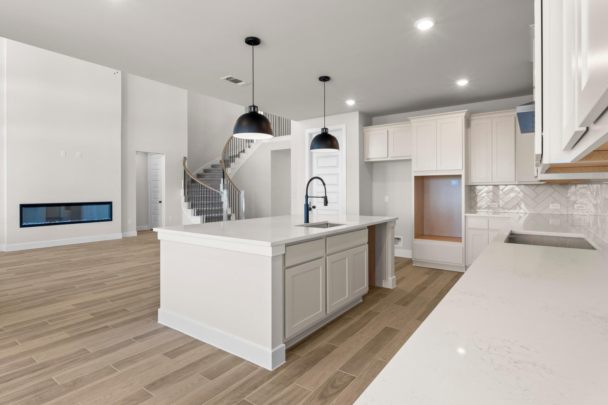 108 Rightfield Dr, Liberty Hill, TX 78642