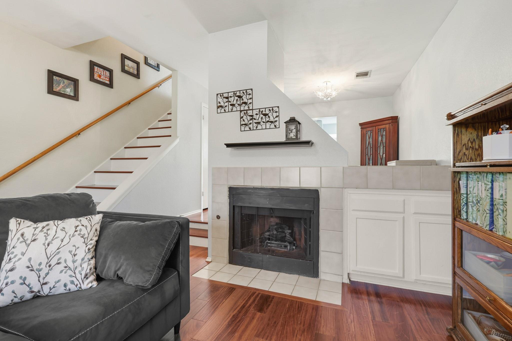 11901 E Swearingen Dr # 27, Austin, TX 78758