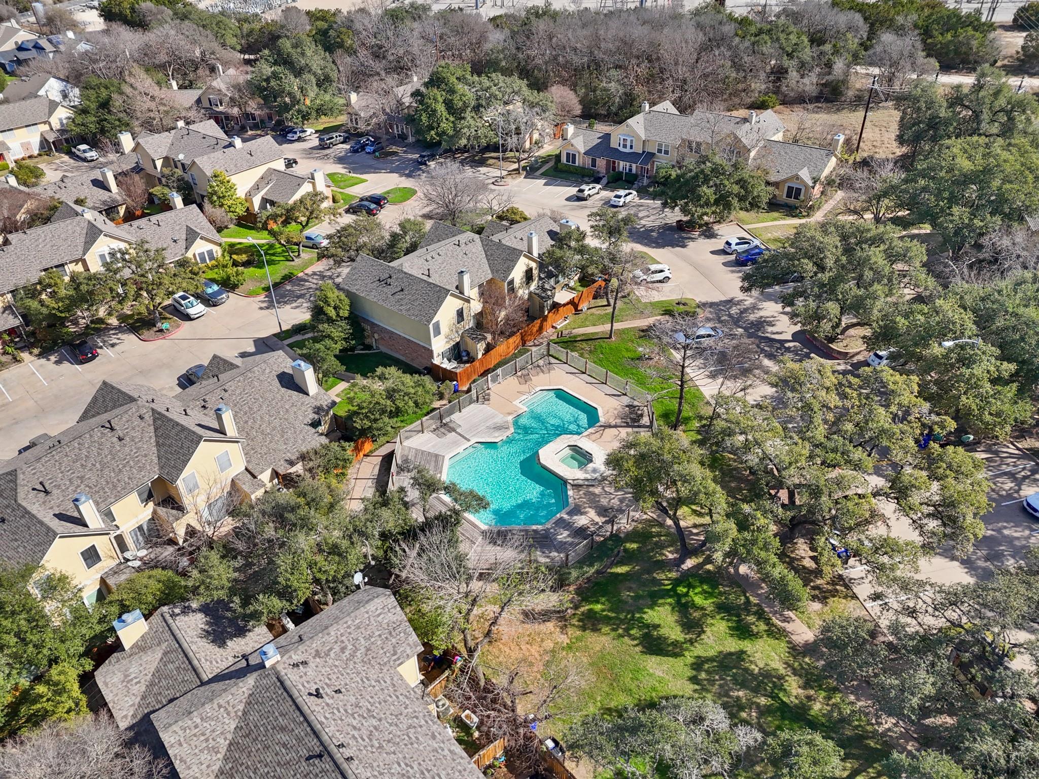 11901 E Swearingen Dr # 27, Austin, TX 78758