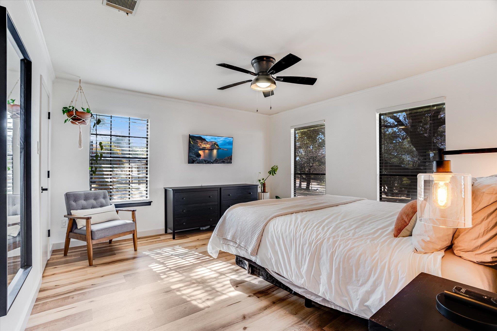 532 Hill Country Trl, Wimberley, TX 78676