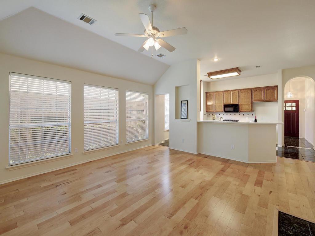 213 Mesa Verde St, Cedar Park, TX 78613