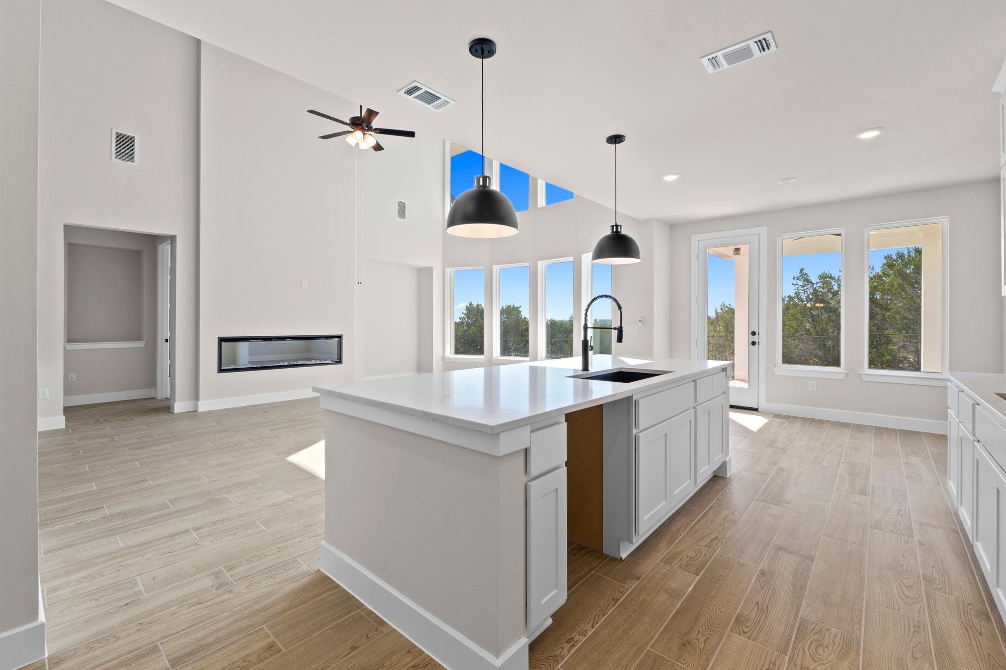 109 Rightfield Dr, Liberty Hill, TX 78642