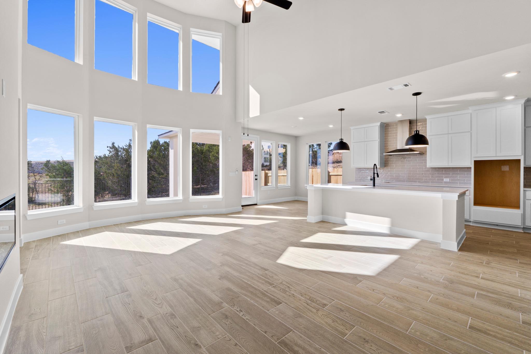 109 Rightfield Dr, Liberty Hill, TX 78642