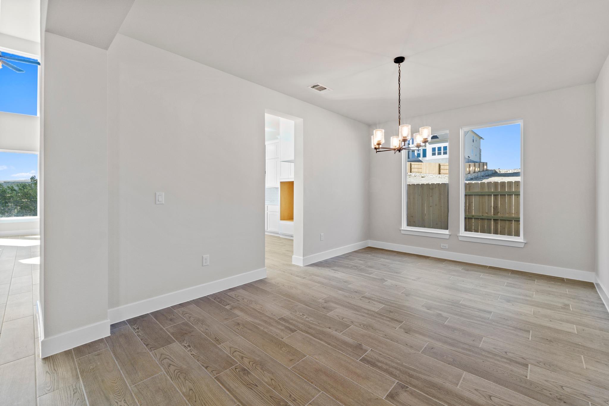 109 Rightfield Dr, Liberty Hill, TX 78642