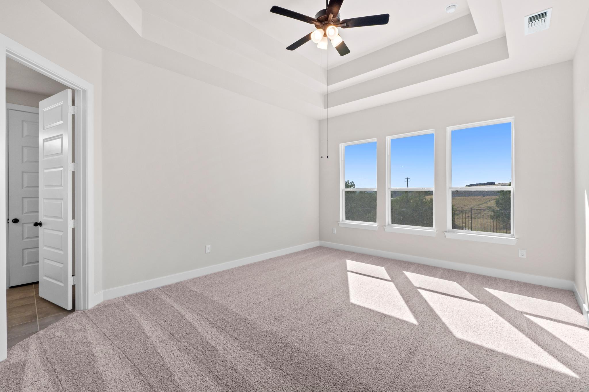 109 Rightfield Dr, Liberty Hill, TX 78642