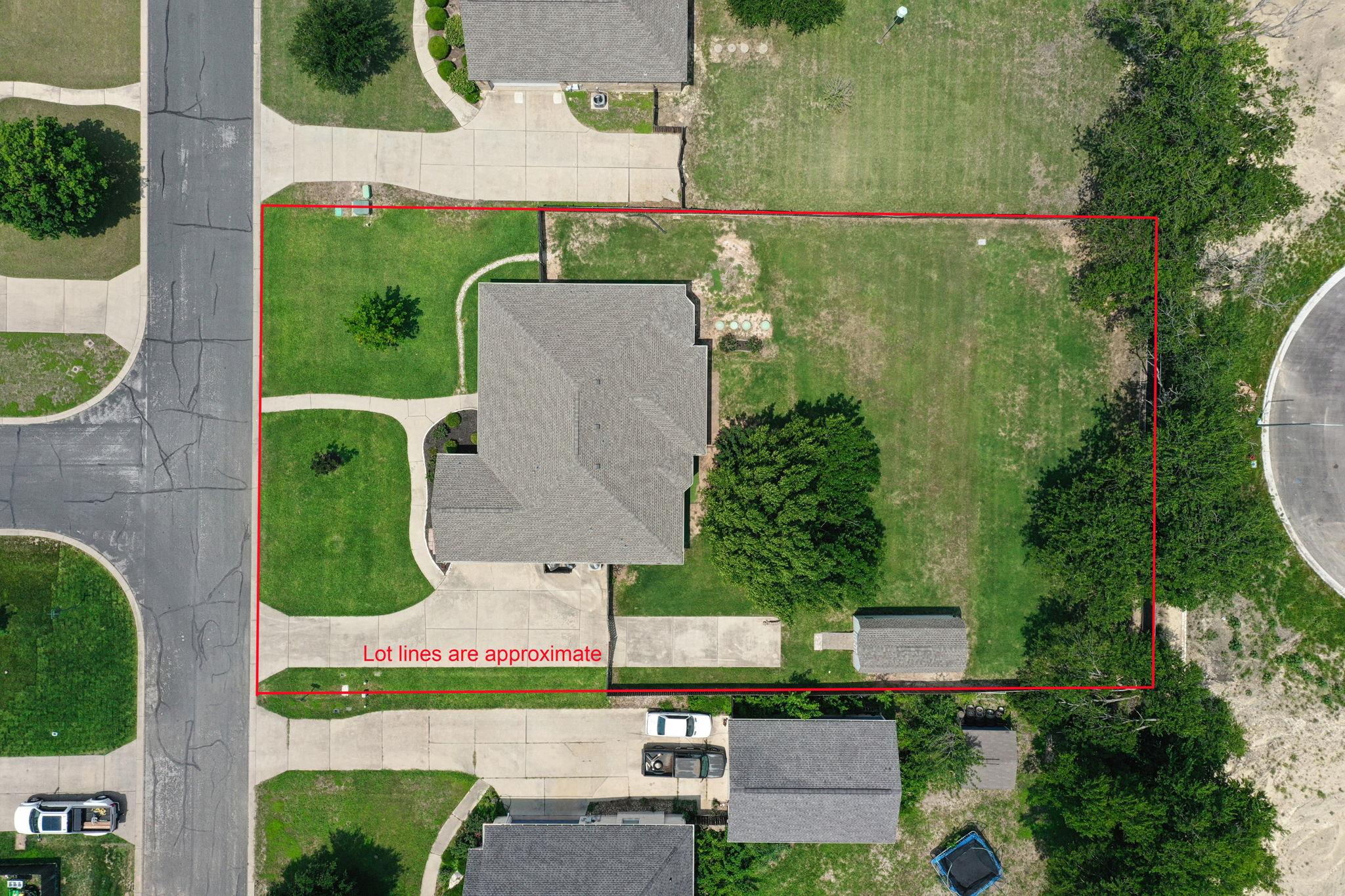 102 Bosque Dr, Hutto, TX 78634