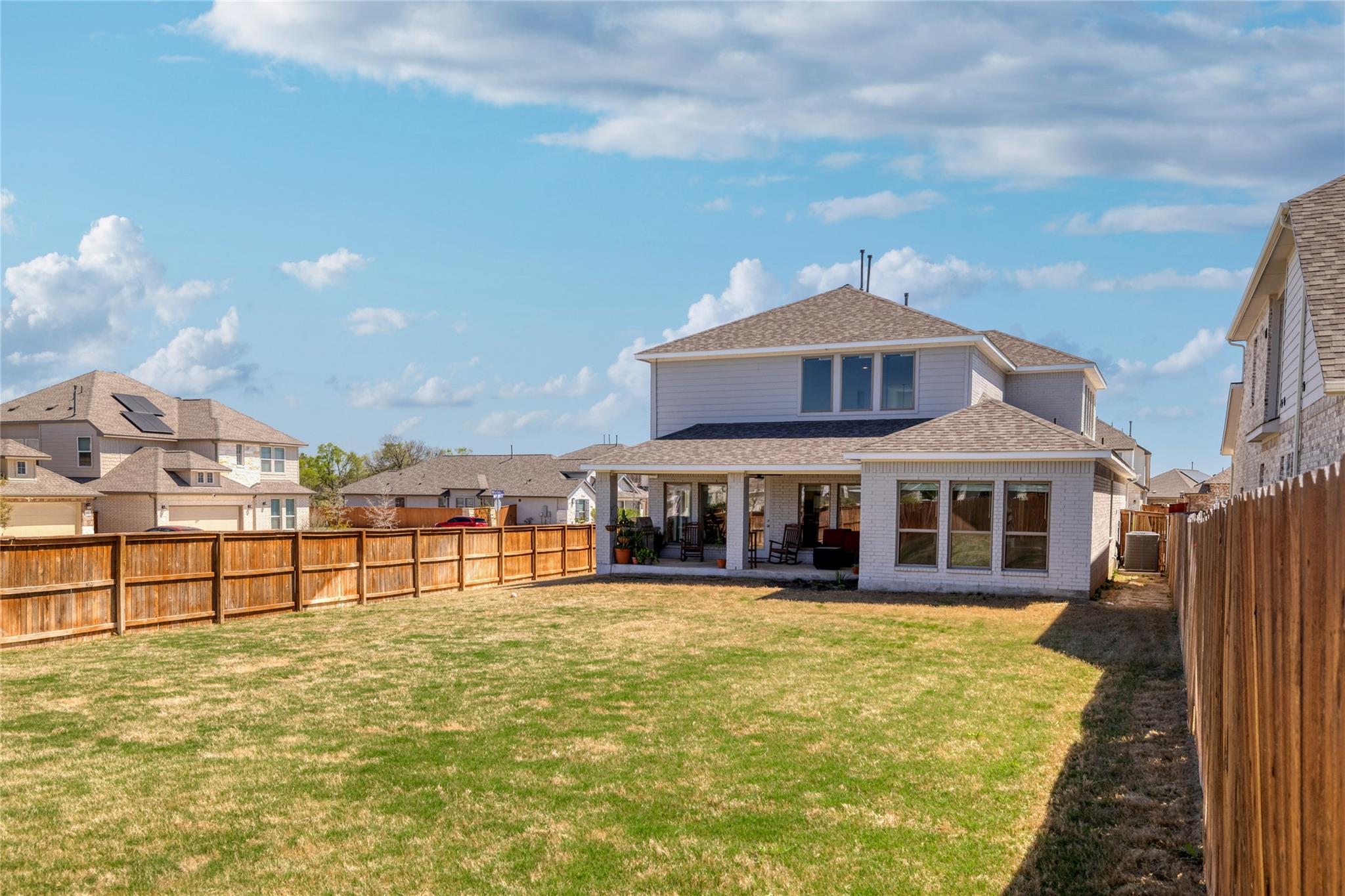 102 FORTUNA Ct, Liberty Hill, TX 78642