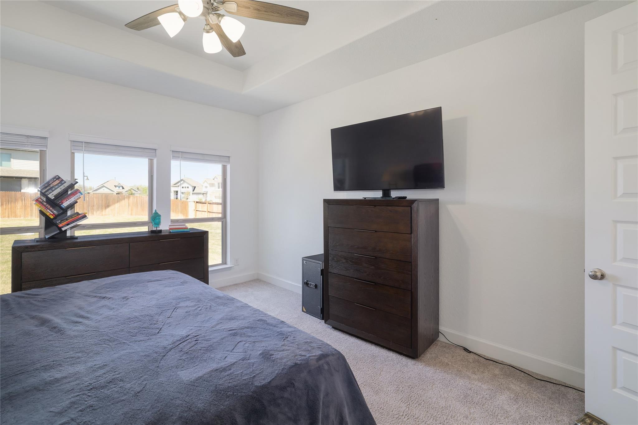 102 FORTUNA Ct, Liberty Hill, TX 78642