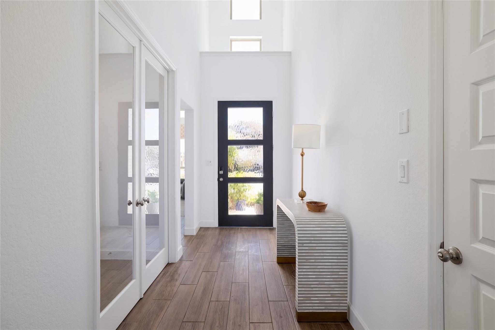 102 FORTUNA Ct, Liberty Hill, TX 78642