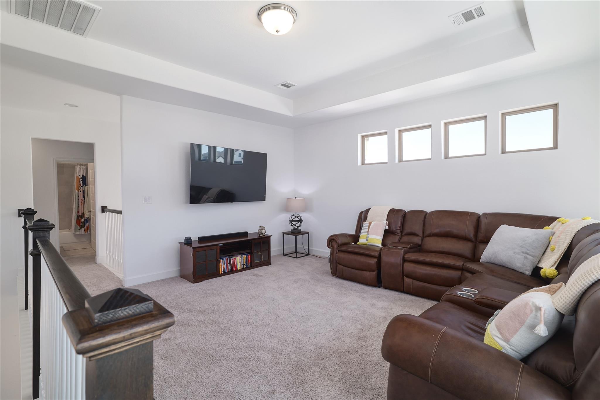 102 FORTUNA Ct, Liberty Hill, TX 78642