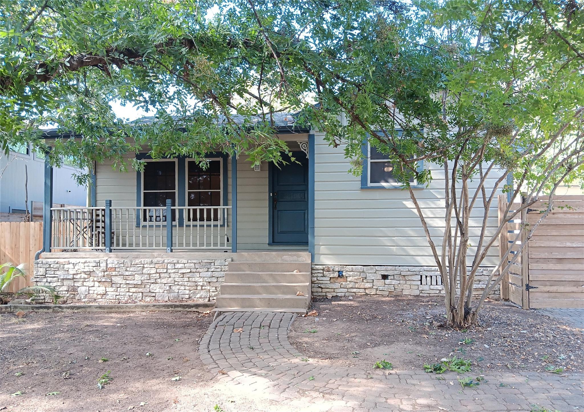2003 Montclaire St, Austin, TX 78704