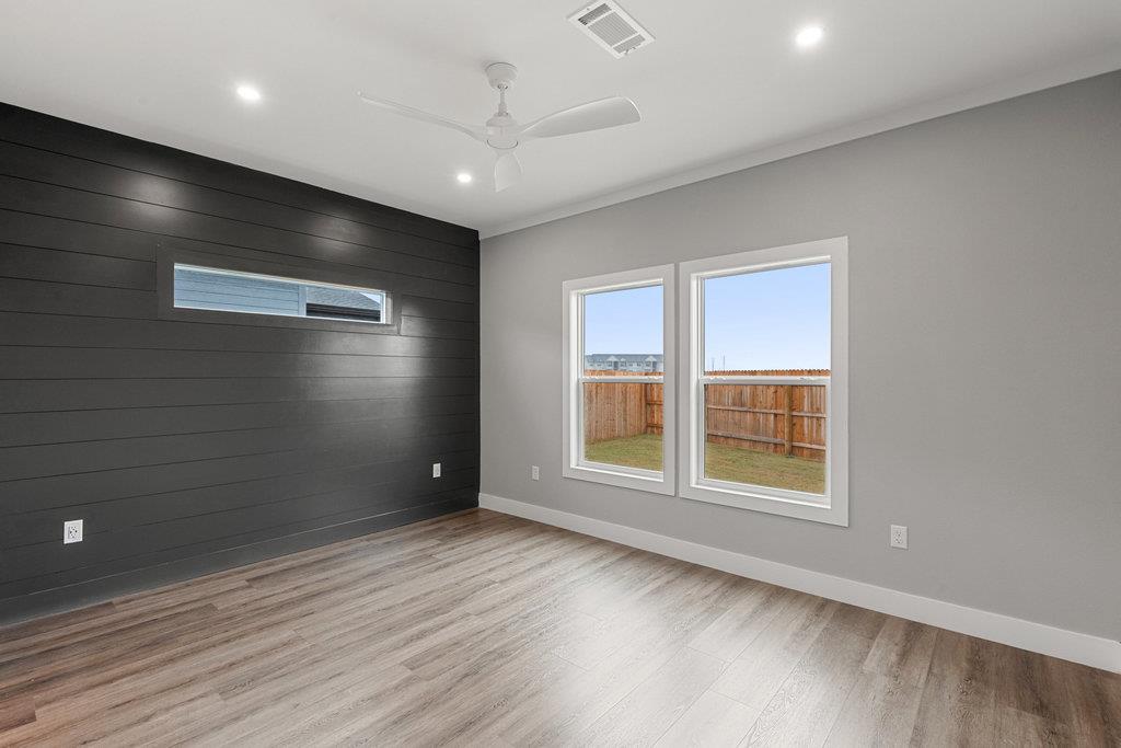 2025 Applewood Dr, Lockhart, TX 78644