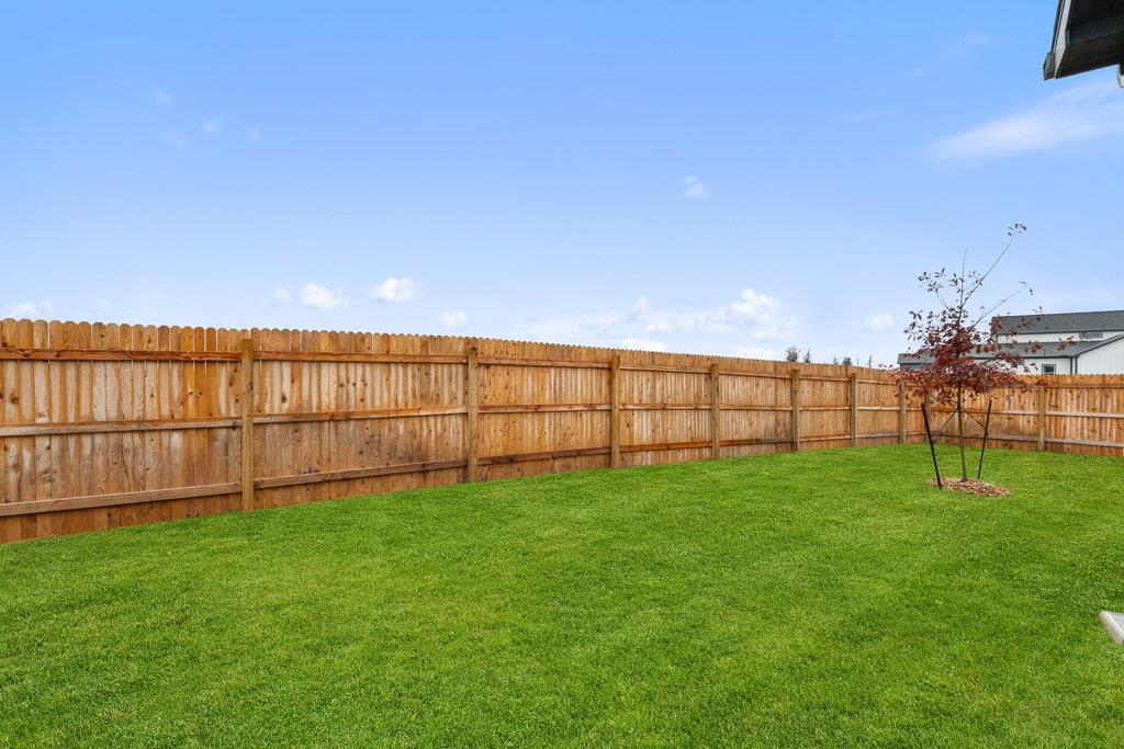 2025 Applewood Dr, Lockhart, TX 78644