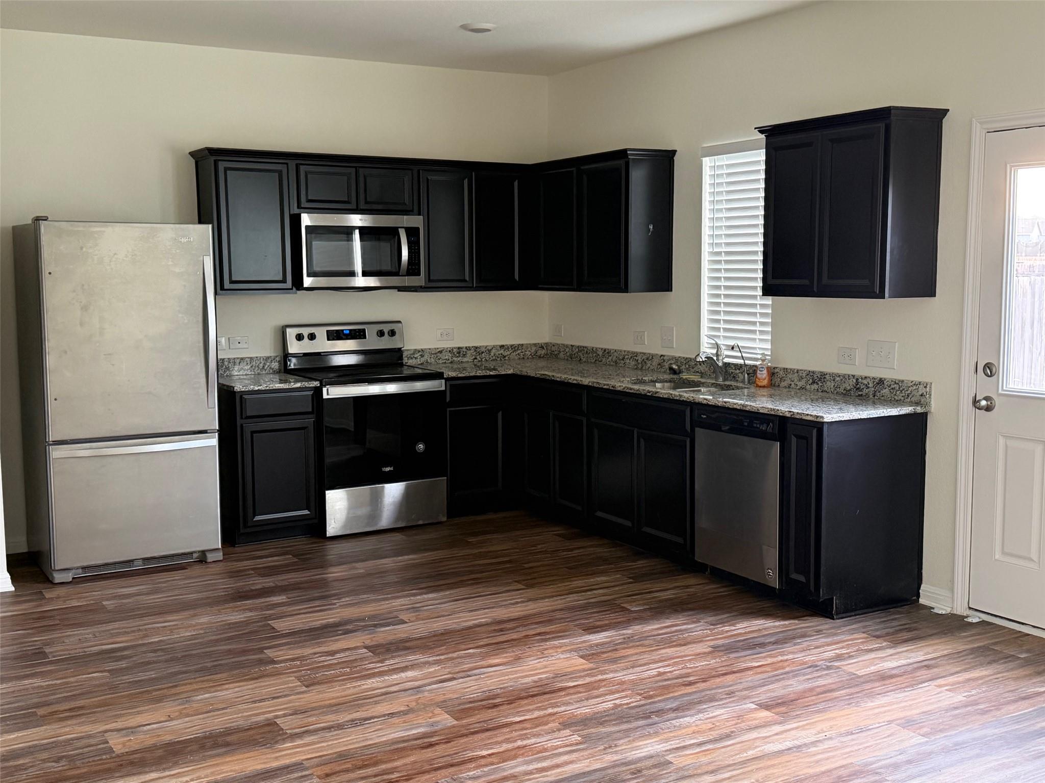 364 Bell Rings Dr, Jarrell, TX 76537