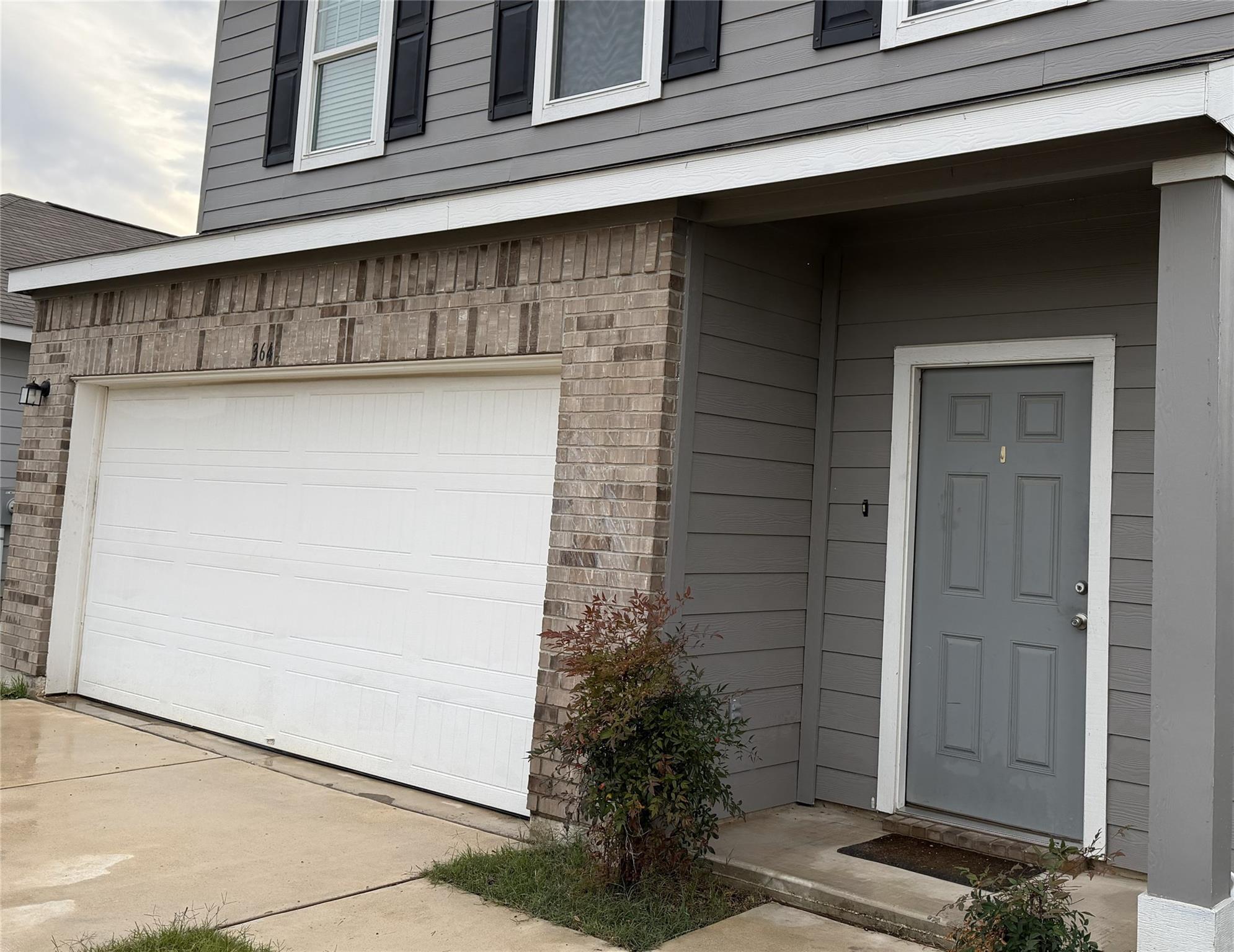 364 Bell Rings Dr, Jarrell, TX 76537