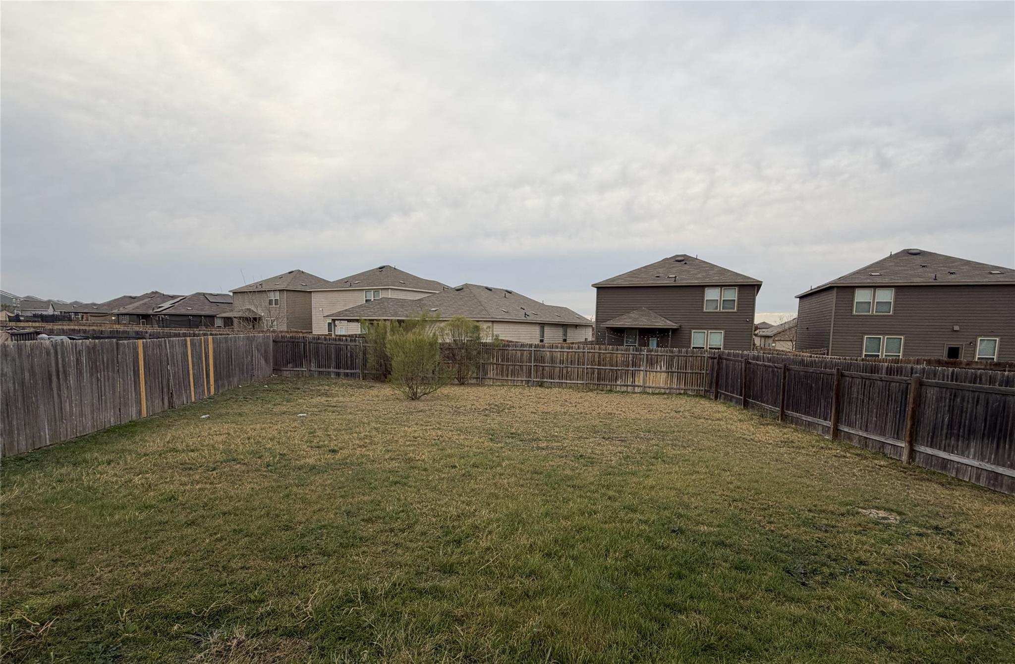 364 Bell Rings Dr, Jarrell, TX 76537
