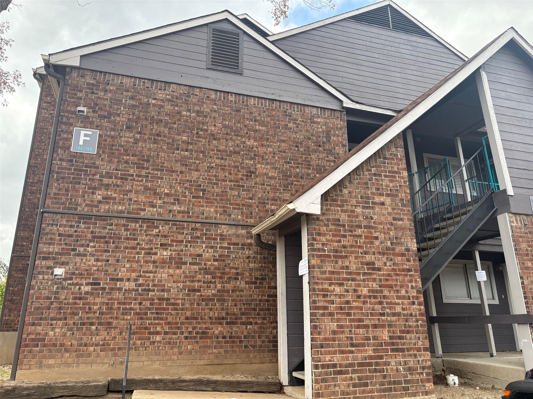 1840 Burton Dr # 133, Austin, TX 78741