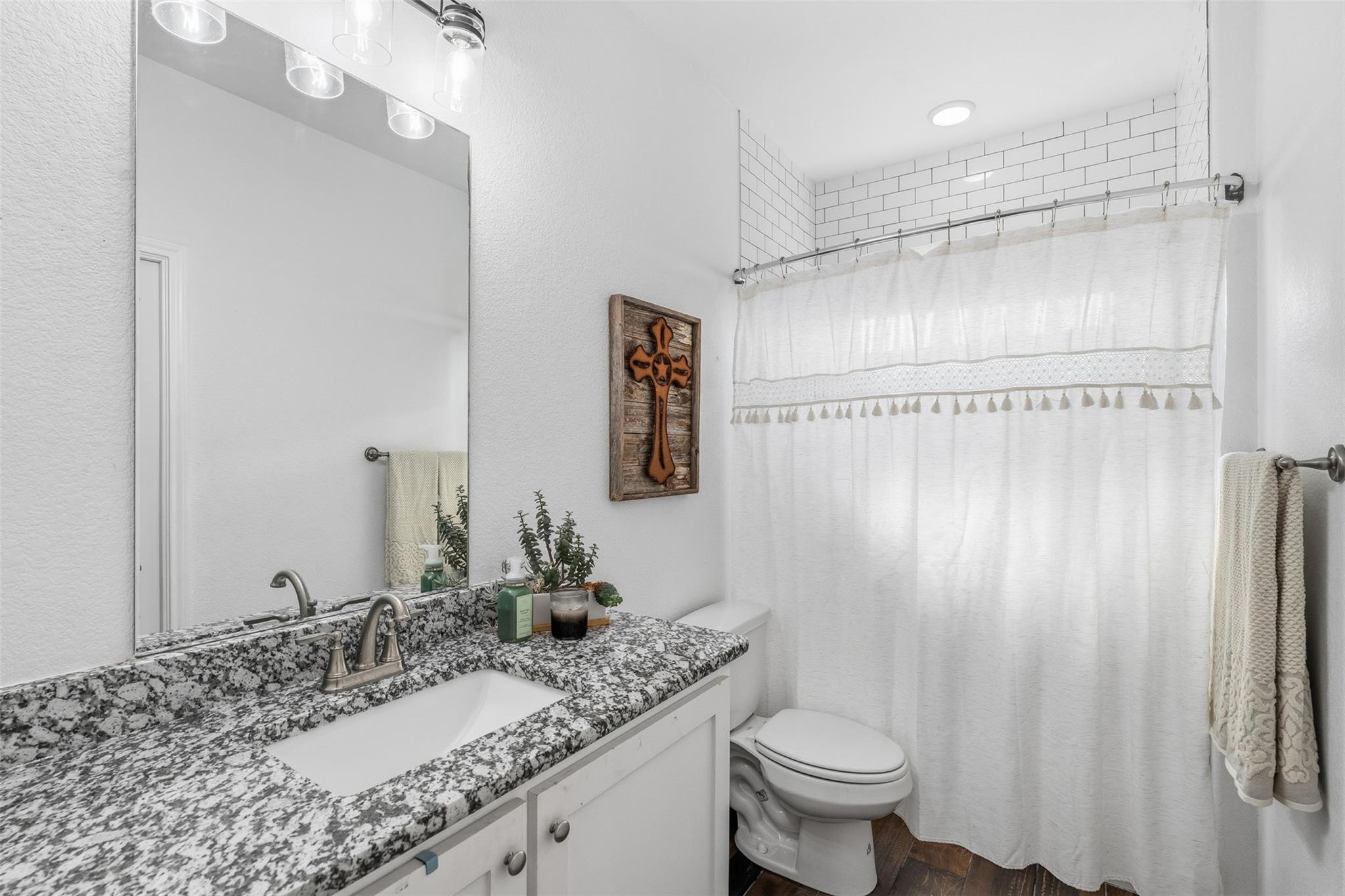 8107 Green Hill Dr, Salado, TX 76571