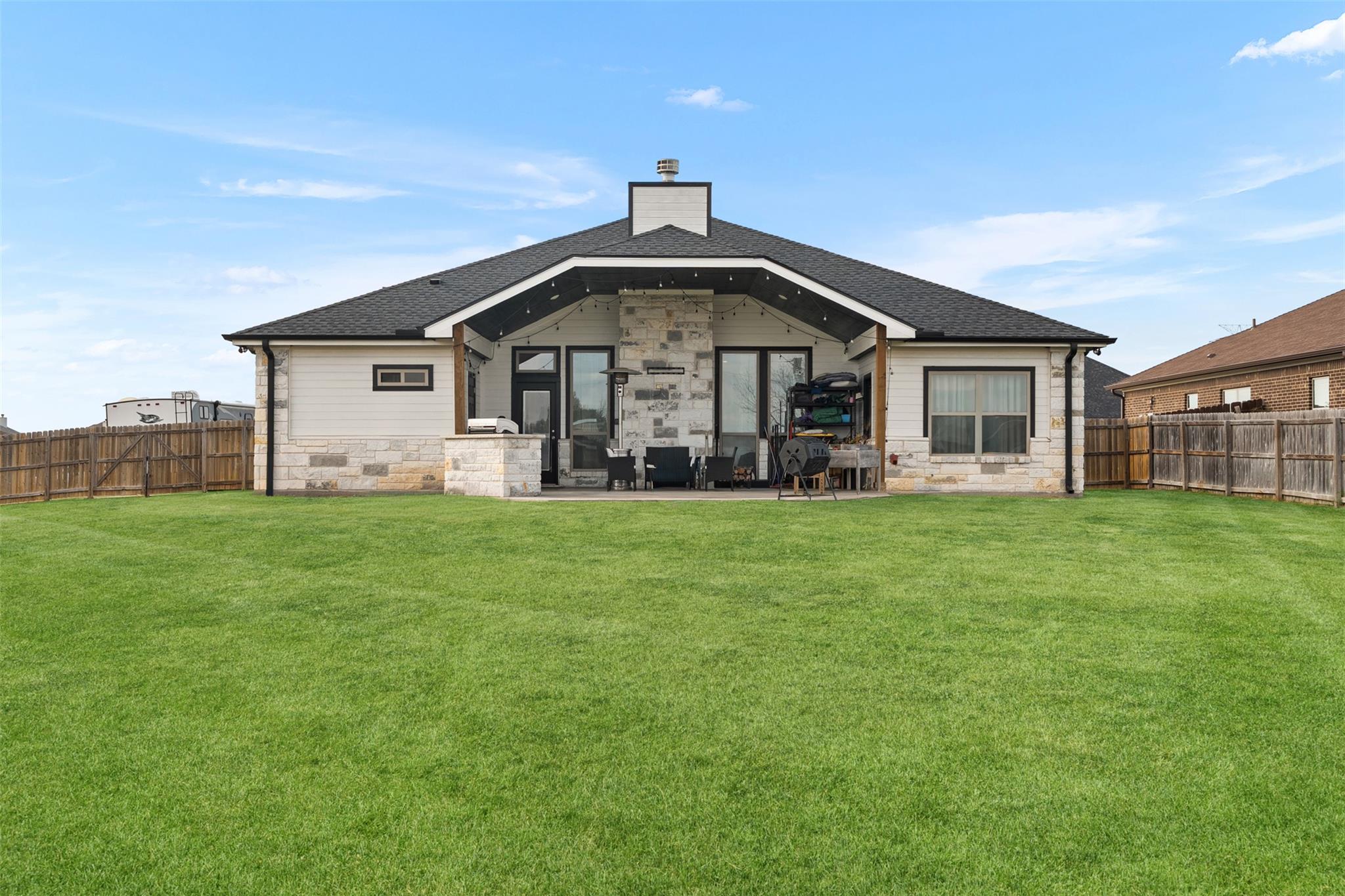 8107 Green Hill Dr, Salado, TX 76571