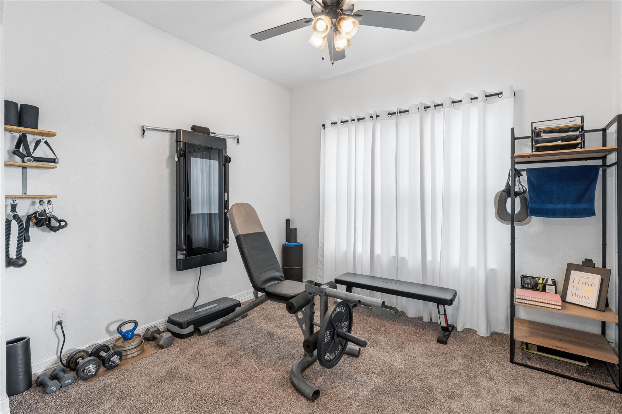 8107 Green Hill Dr, Salado, TX 76571