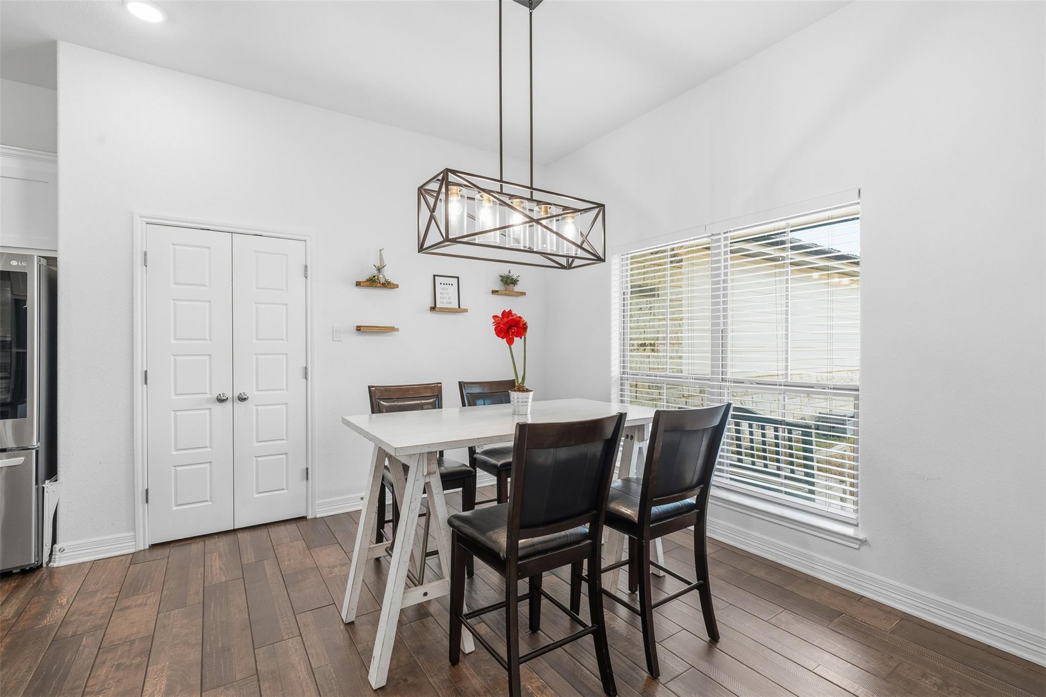 8107 Green Hill Dr, Salado, TX 76571