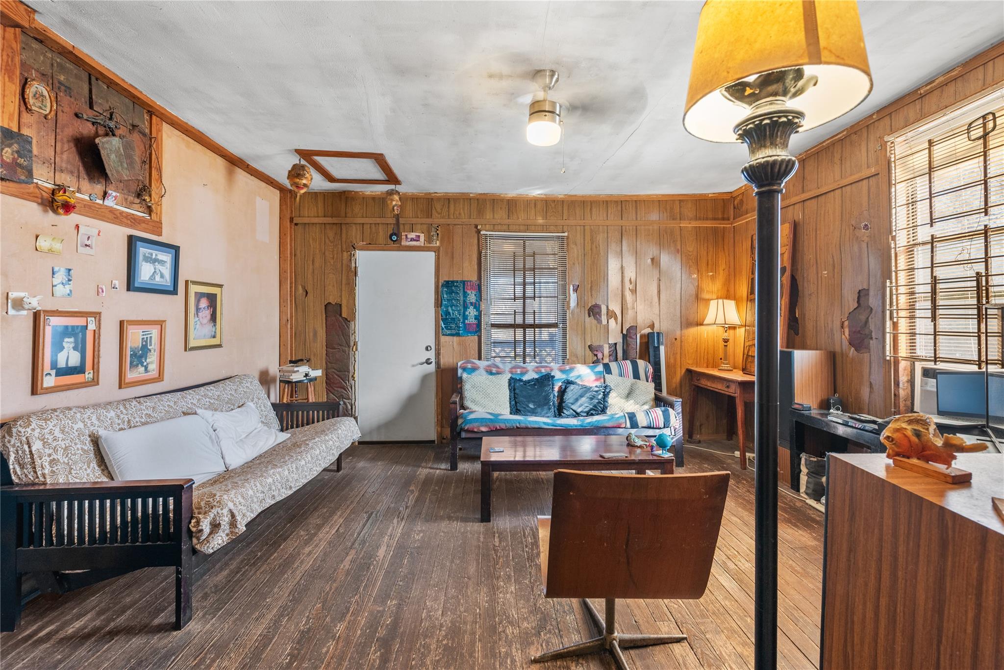 1001 Catalpa St, Austin, TX 78702