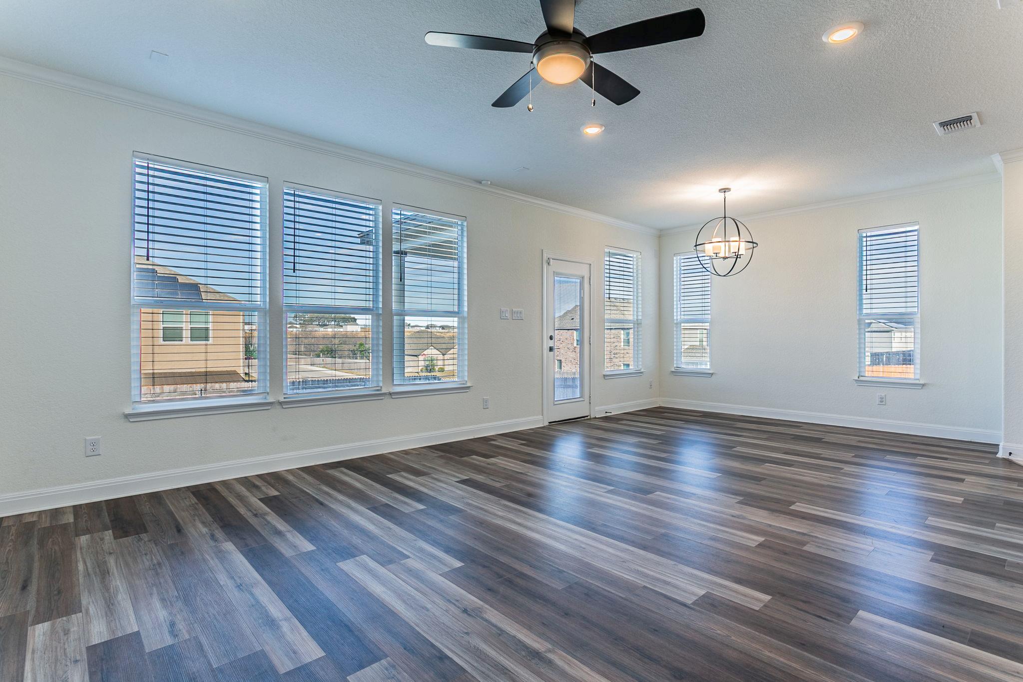 1304 Long Creek Ln, Belton, TX 76513