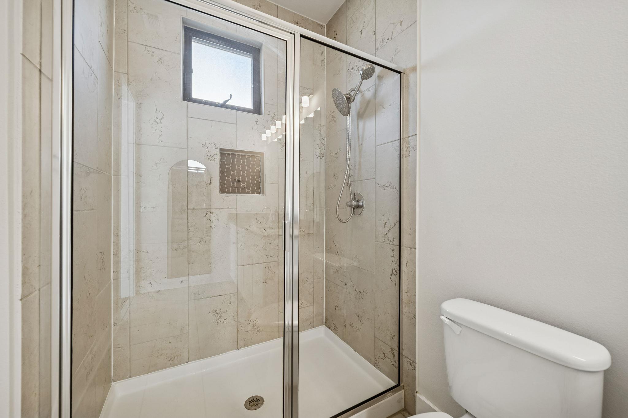 3322 McCurdy St, Austin, TX 78723