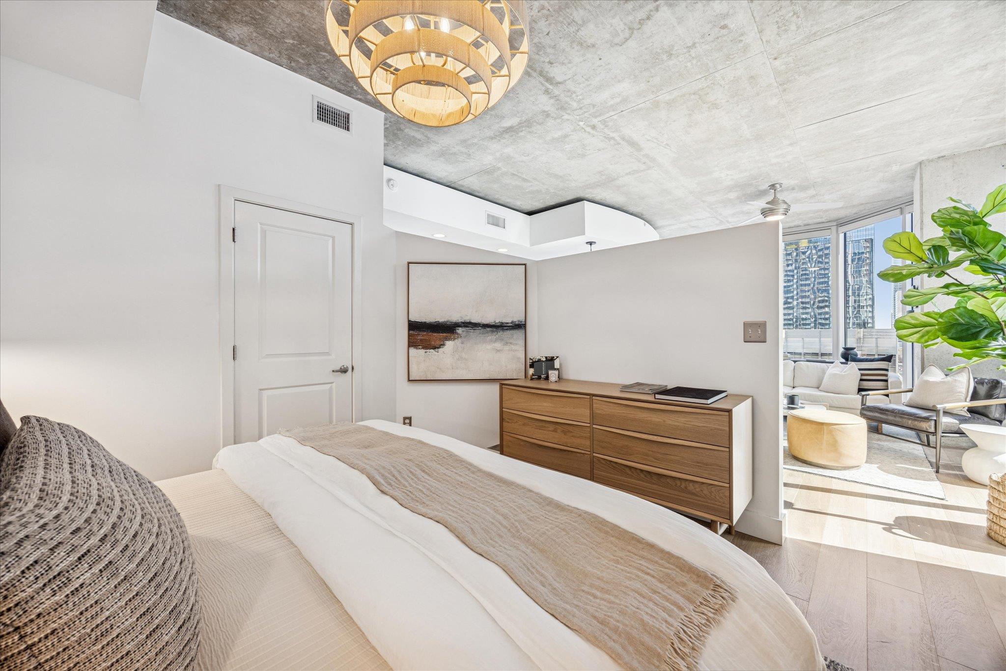 360 Nueces St # 1001, Austin, TX 78701