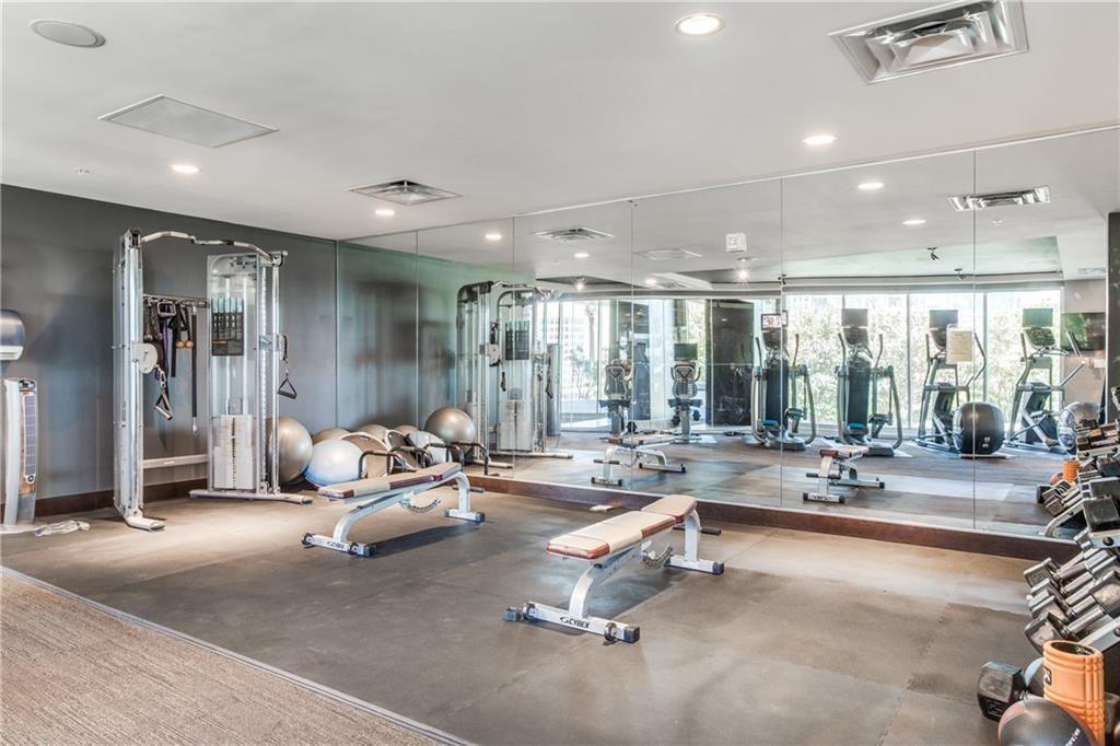 360 Nueces St # 1001, Austin, TX 78701