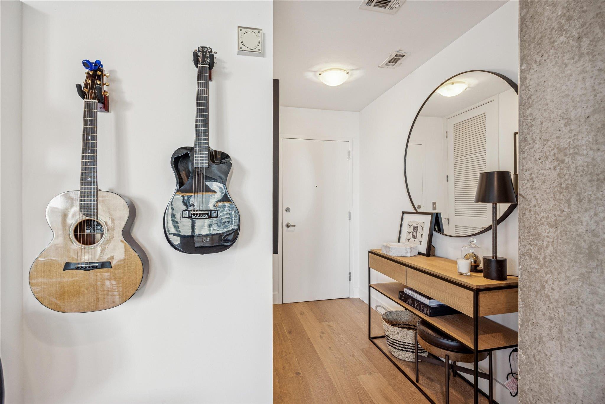 360 Nueces St # 1001, Austin, TX 78701