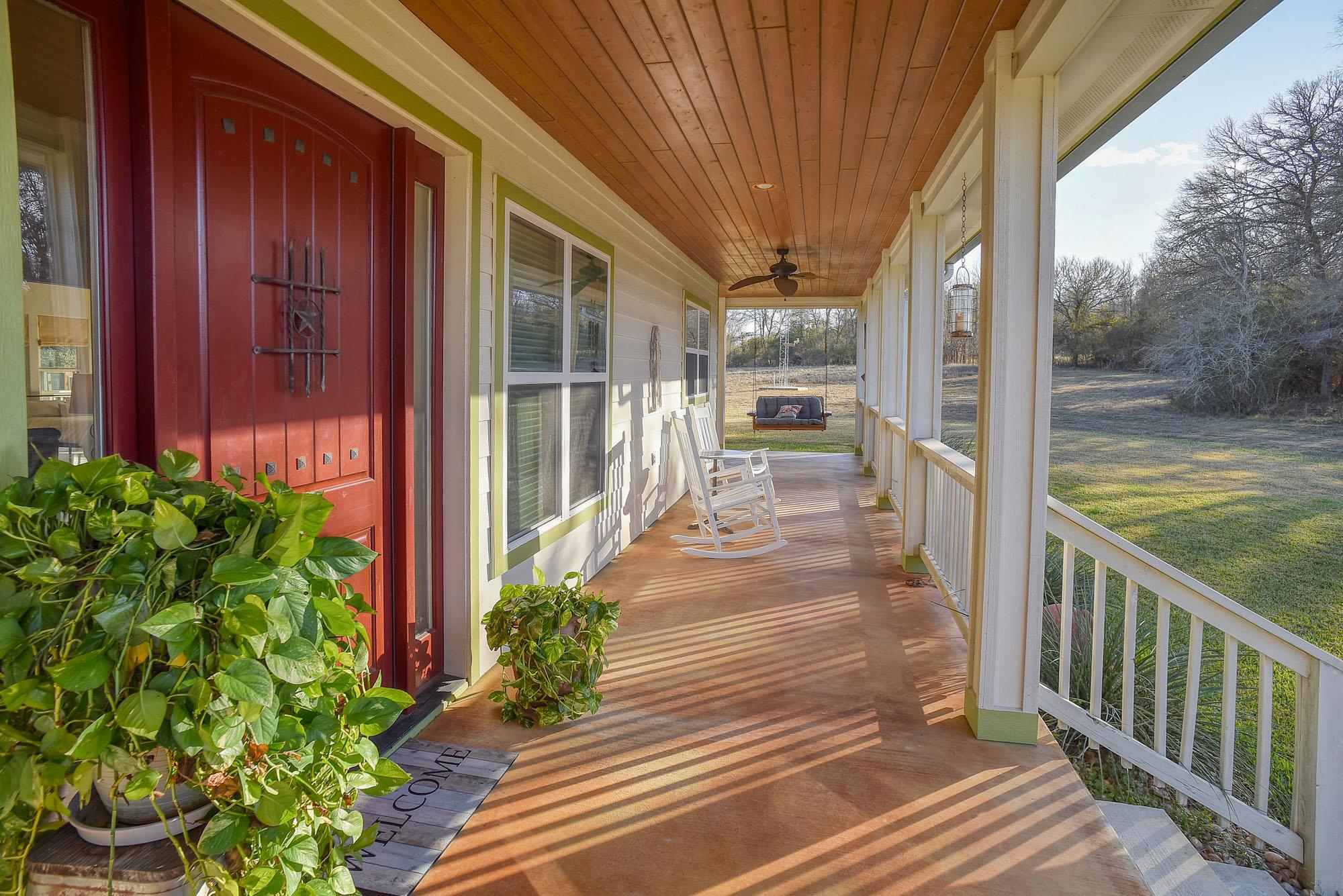 482 Watterson Rd, Bastrop, TX 78602