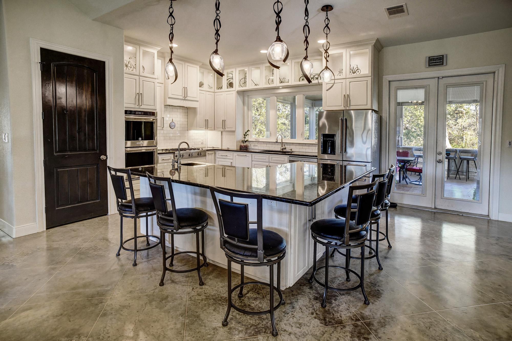 482 Watterson Rd, Bastrop, TX 78602