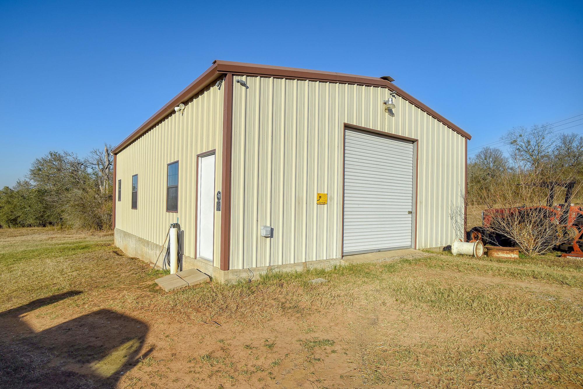 482 Watterson Rd, Bastrop, TX 78602