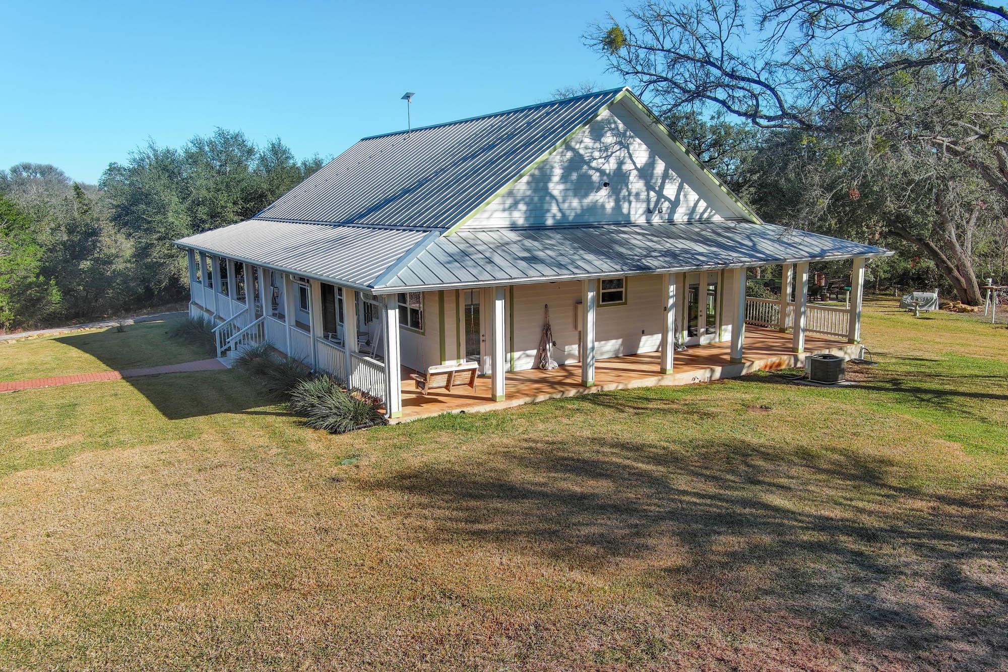 482 Watterson Rd, Bastrop, TX 78602