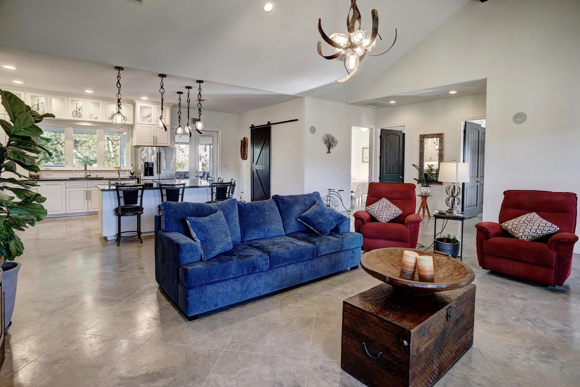 482 Watterson Rd, Bastrop, TX 78602