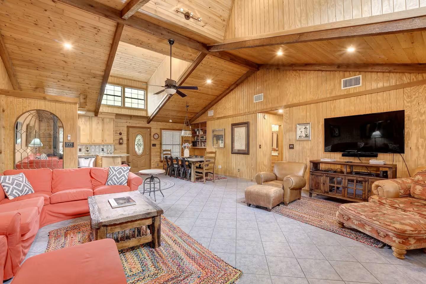 901 Thompson Ranch Rd, Wimberley, TX 78676