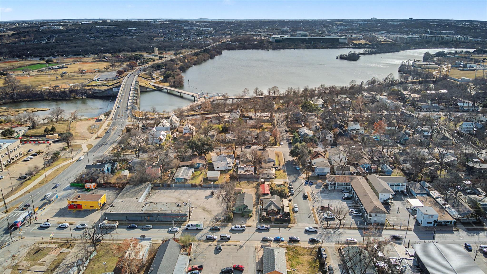 2703 E Cesar Chavez St, Austin, TX 78702