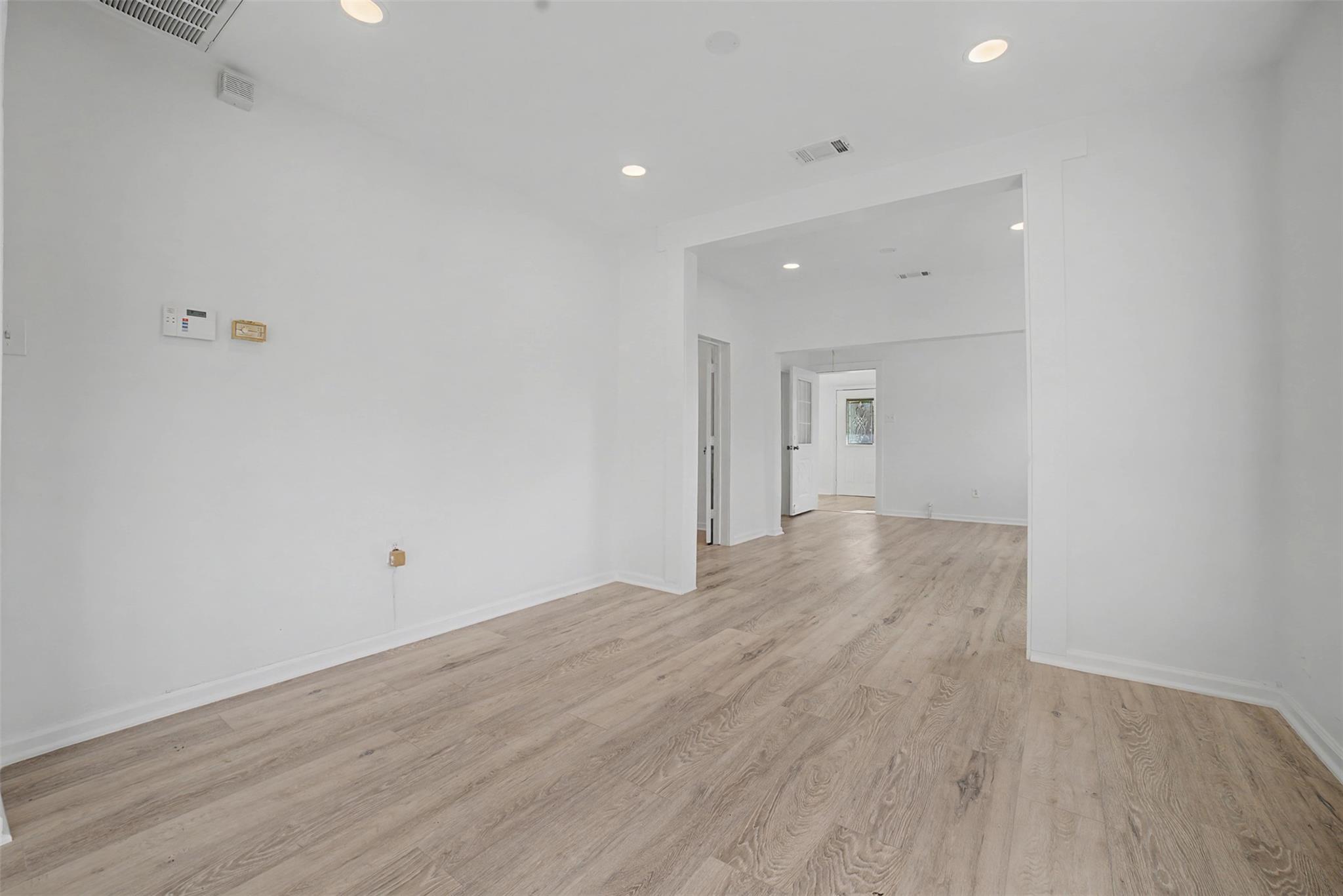 2703 E Cesar Chavez St, Austin, TX 78702