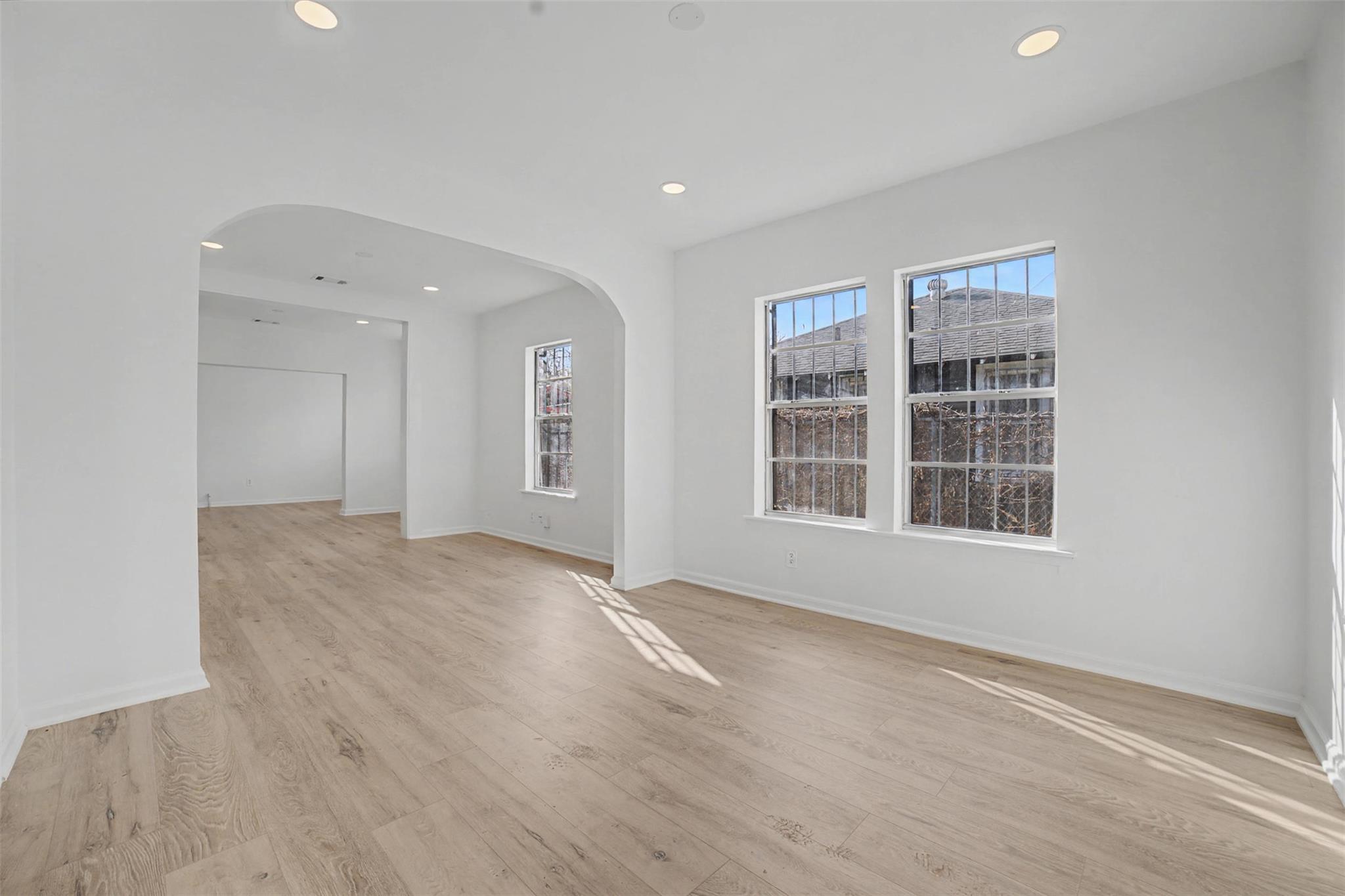 2703 E Cesar Chavez St, Austin, TX 78702