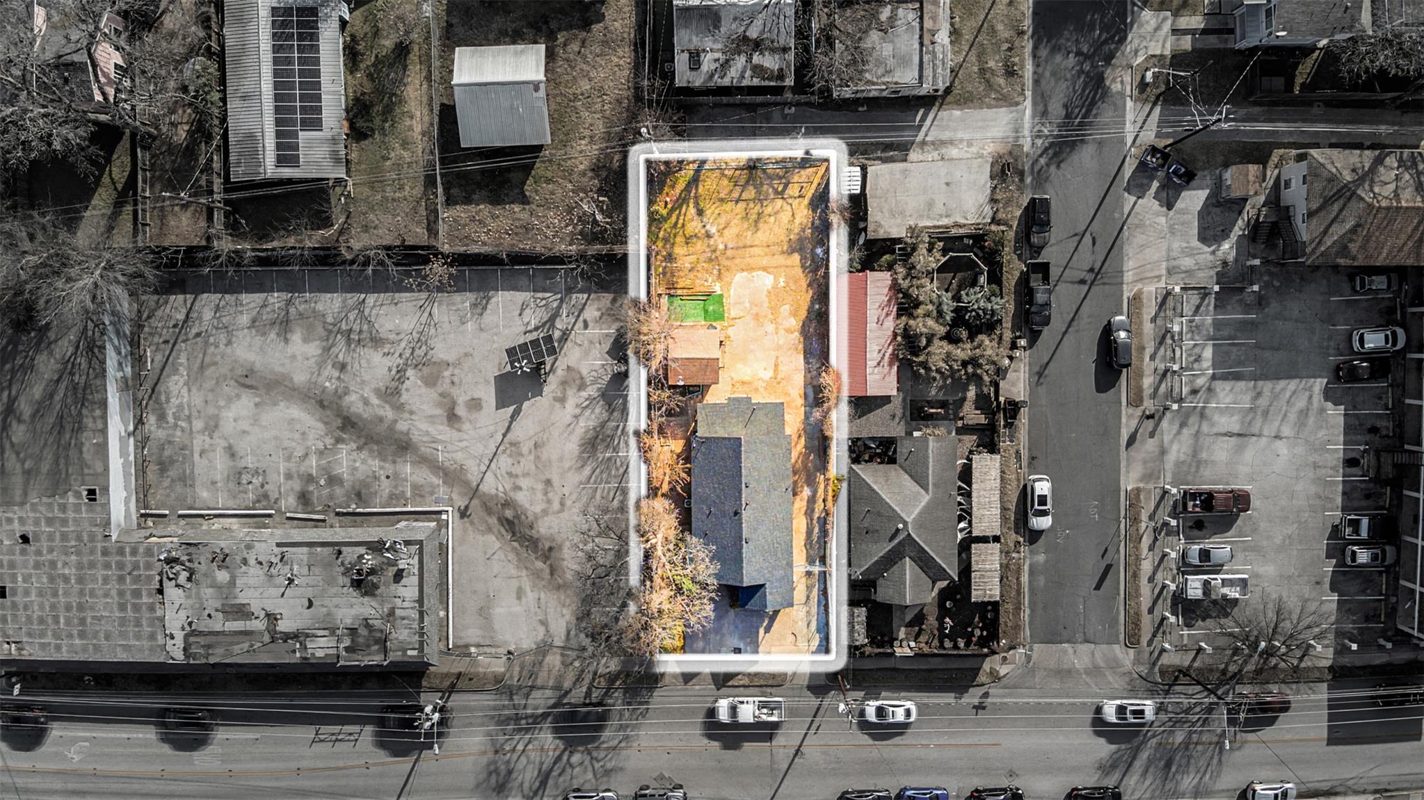 2703 E Cesar Chavez St, Austin, TX 78702