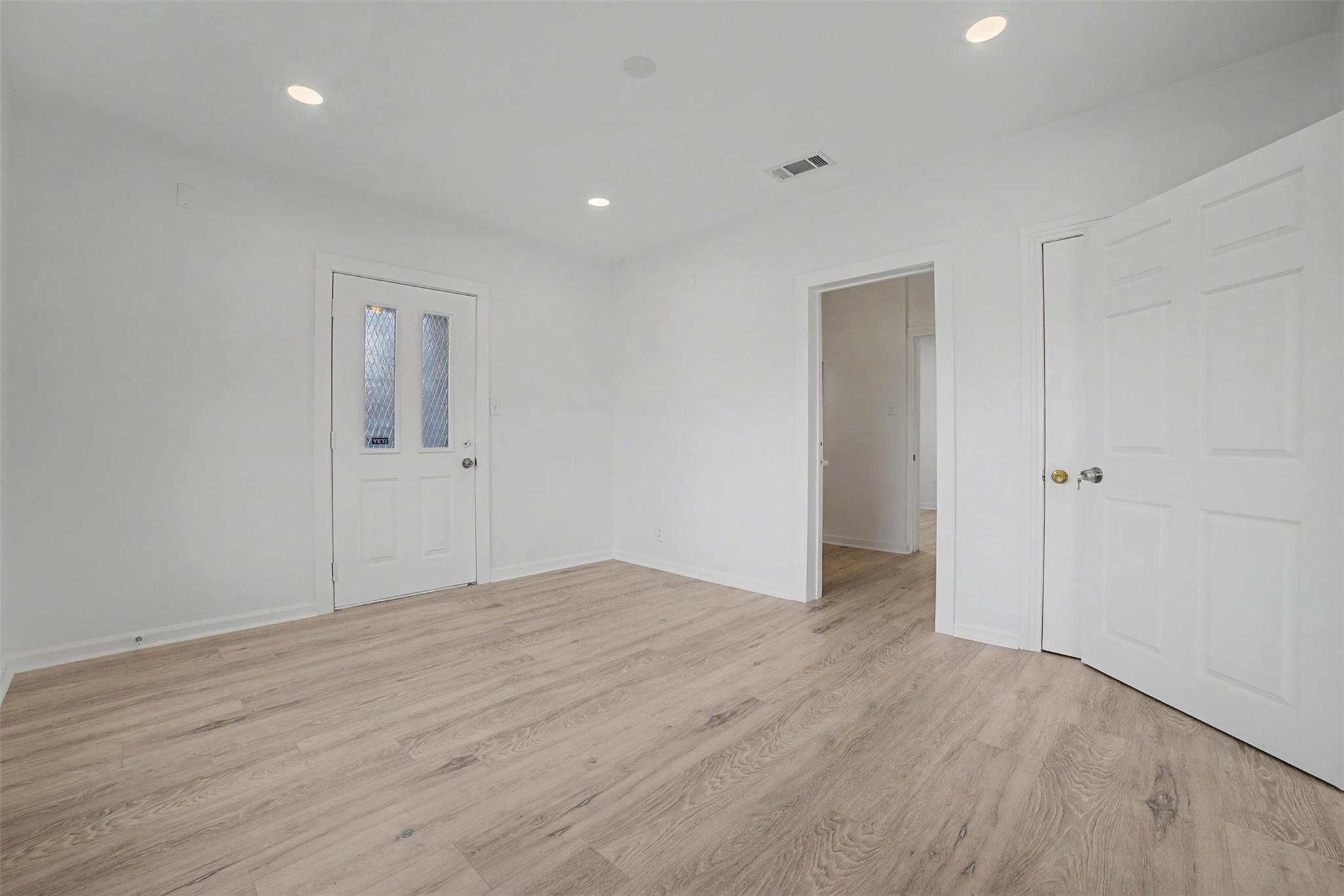 2703 E Cesar Chavez St, Austin, TX 78702