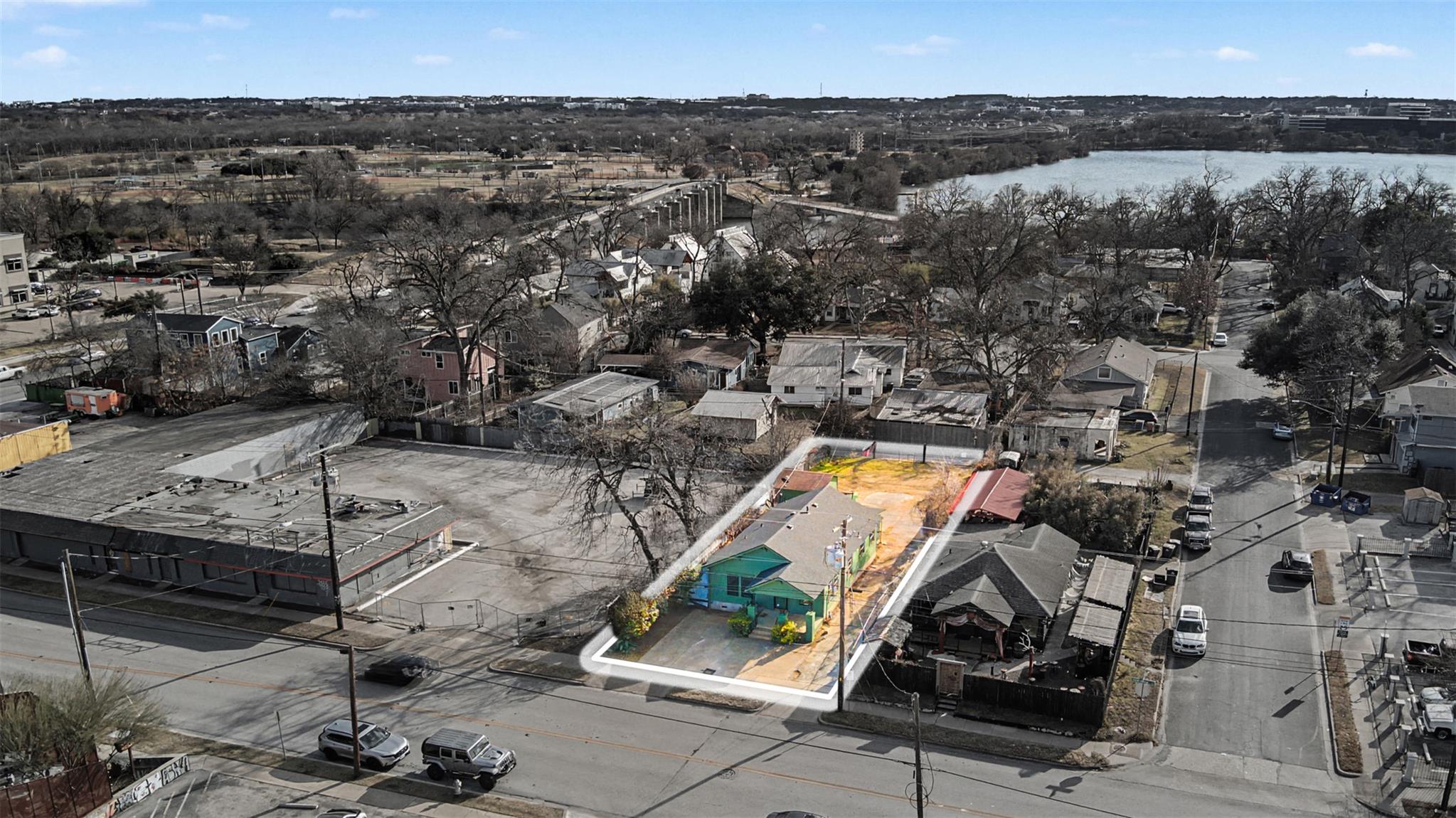 2703 E Cesar Chavez St, Austin, TX 78702