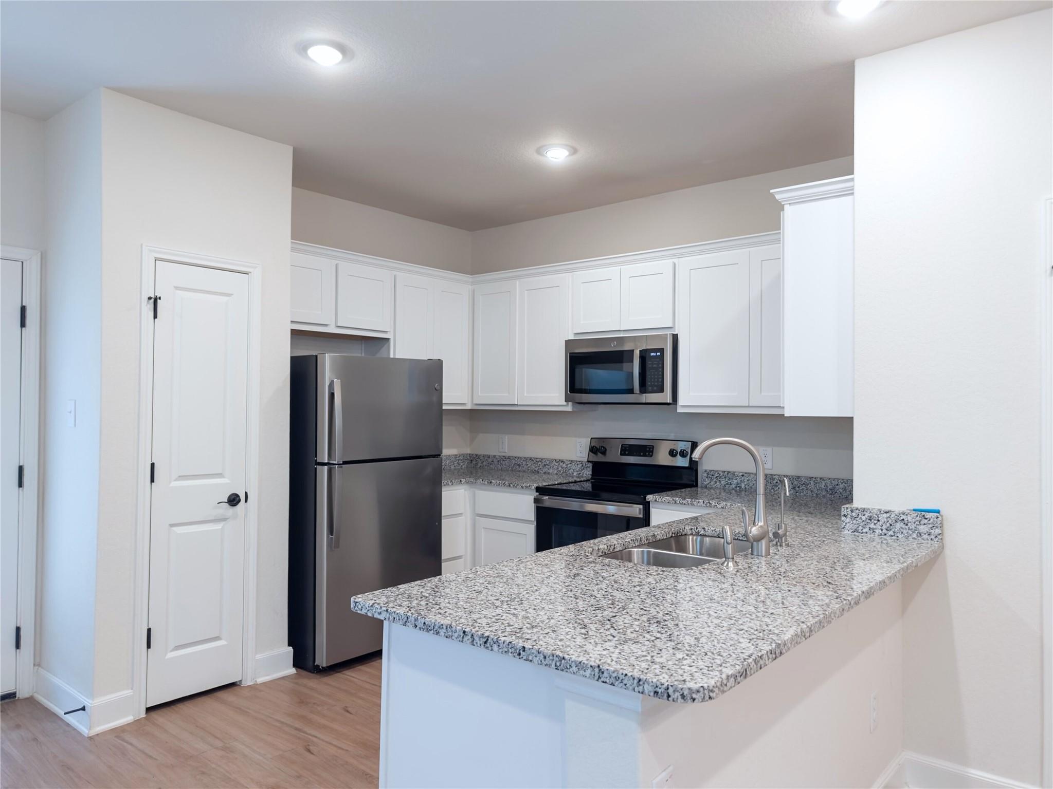 13837 Enzo Gate # 102, San Antonio, TX 78253