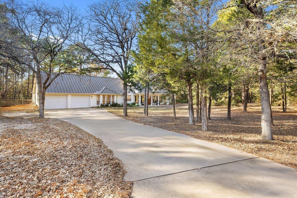 126 Pine View Loop, Bastrop, TX 78602