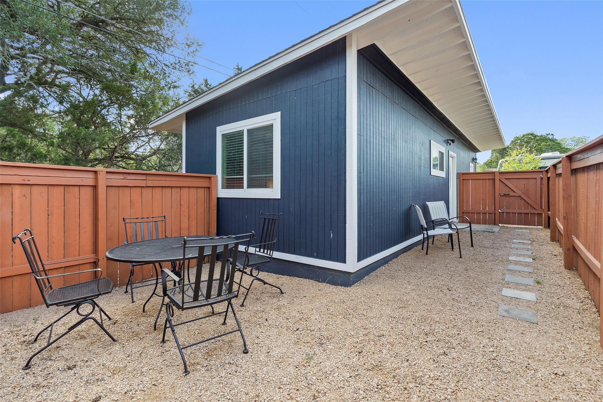 35 Presidio Rd, Wimberley, TX 78676