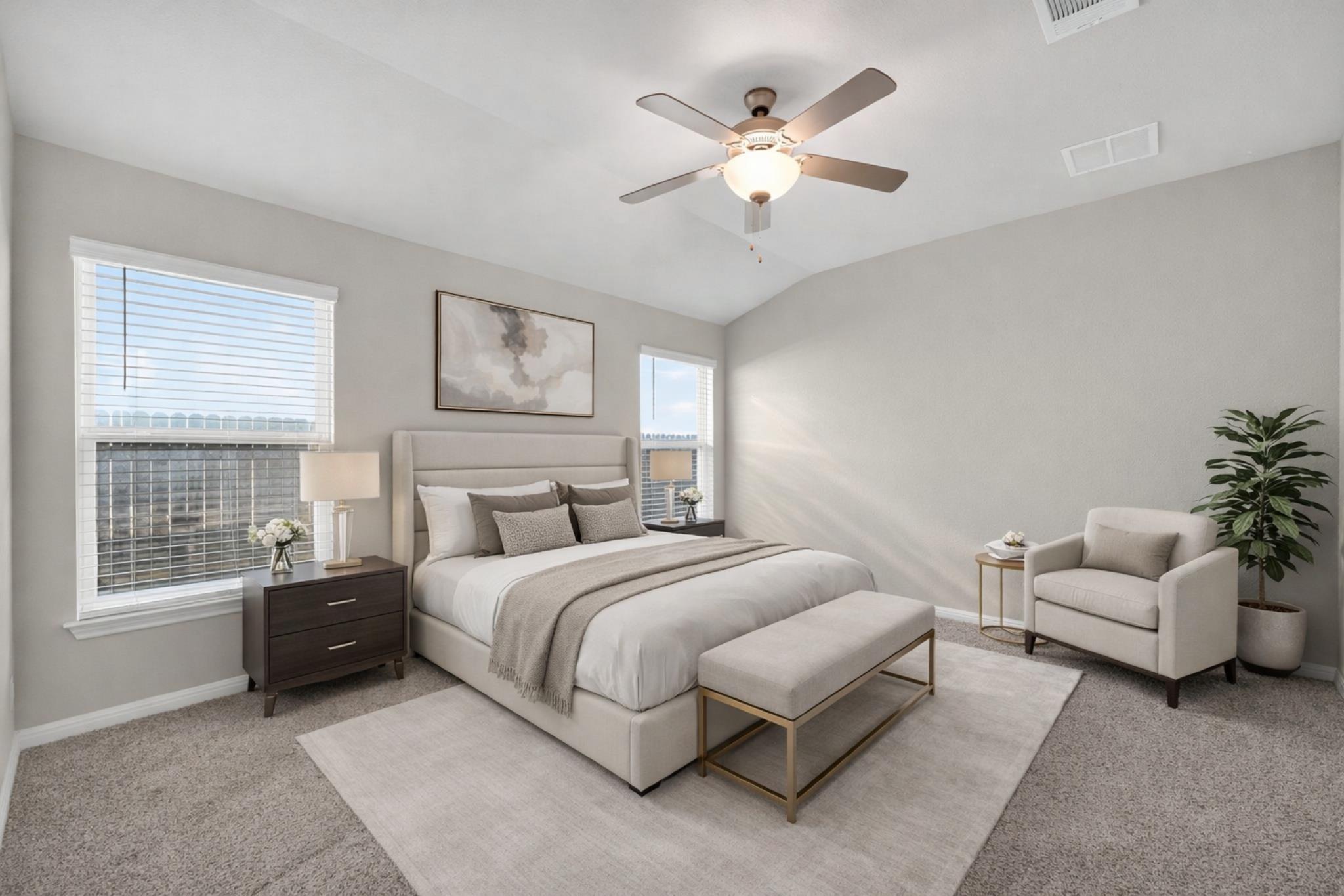 900 Main St, Hutto, TX 78634