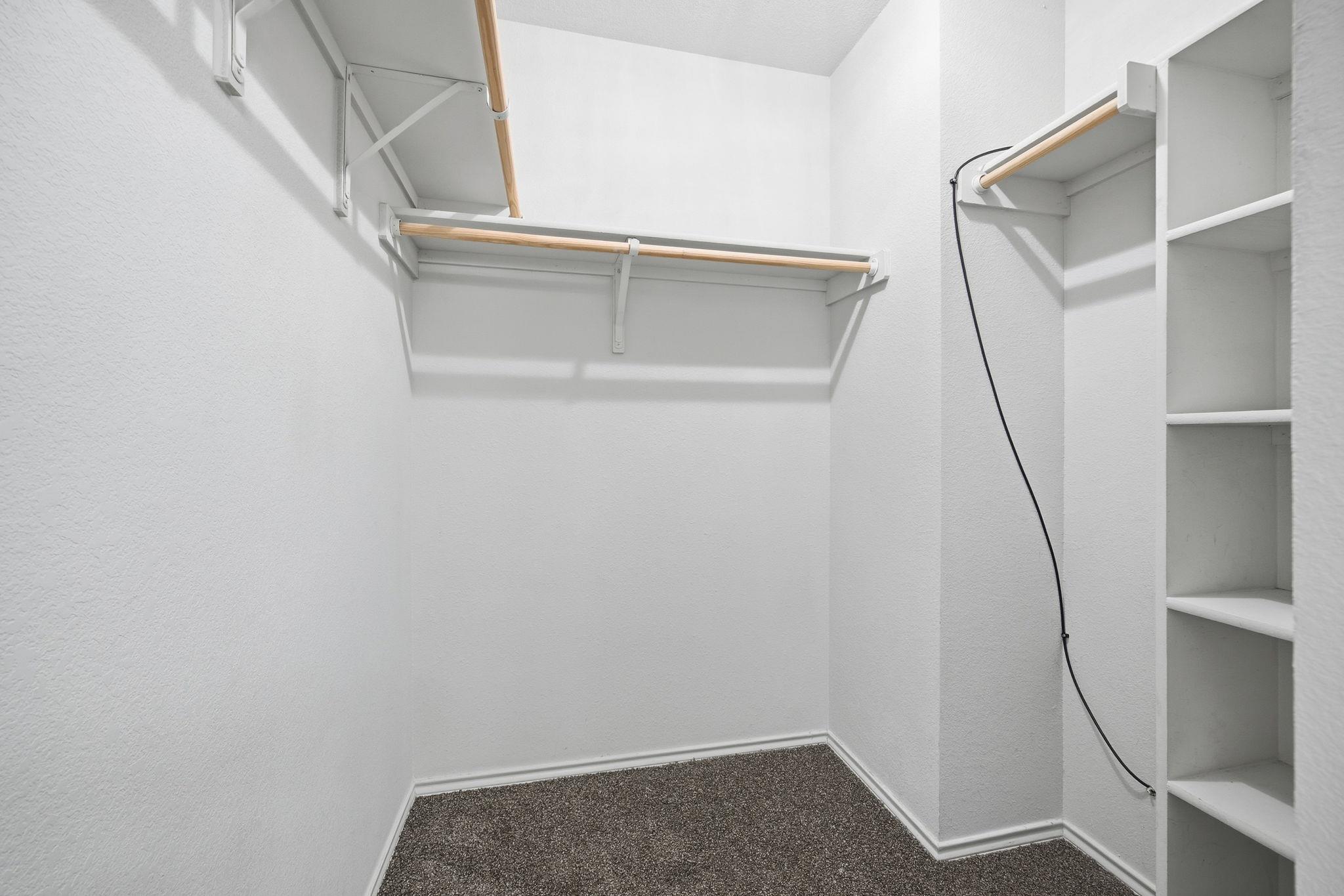 408 Azurite Dr, Jarrell, TX 76537