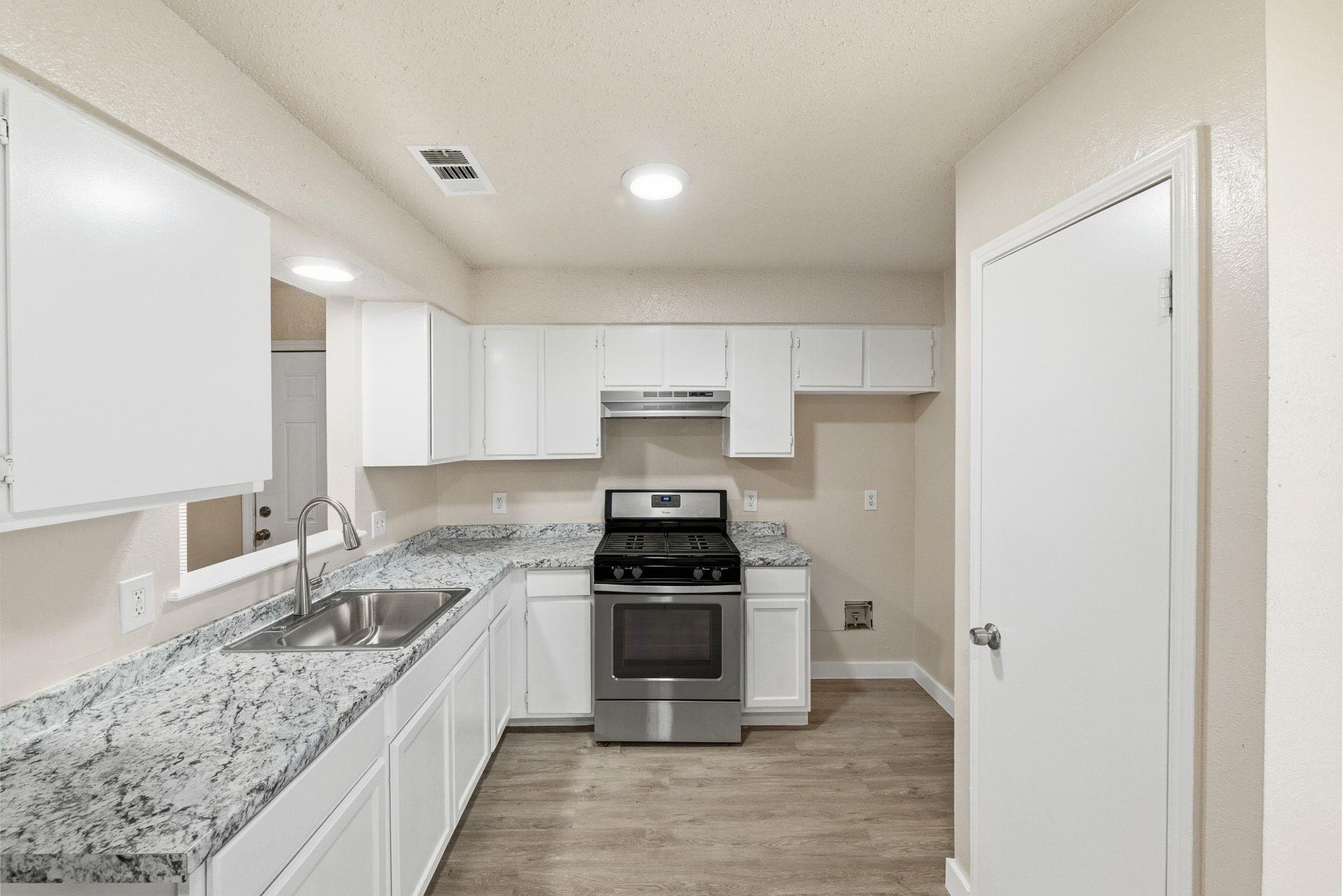 2204 Donahue Ln # B, Austin, TX 78744