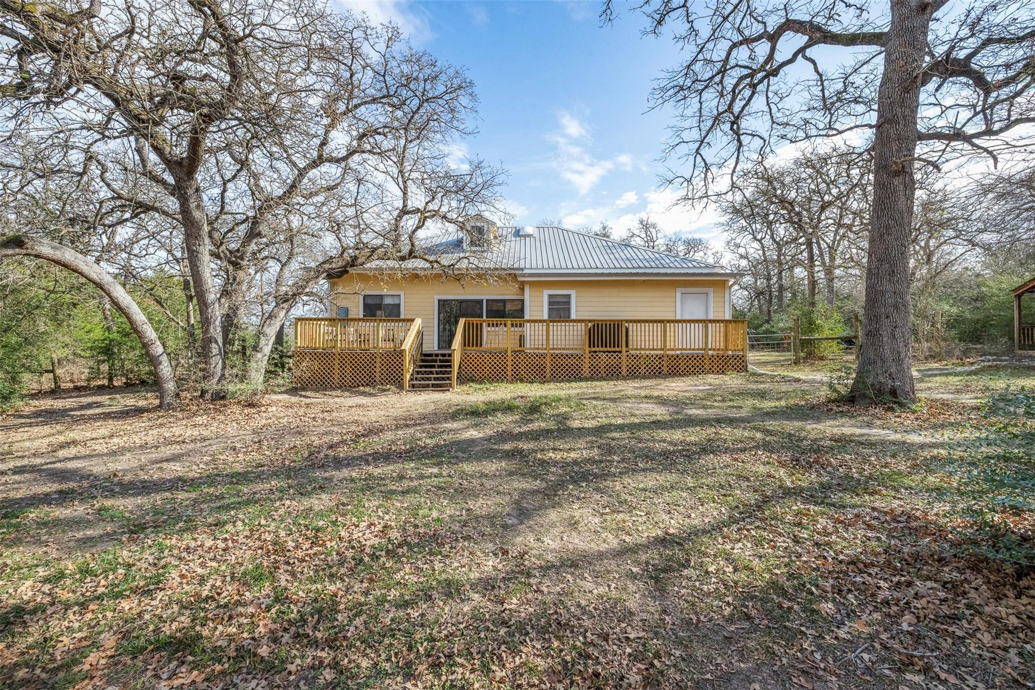 1139 Private Road 7009 Rd, Lexington, TX 78947
